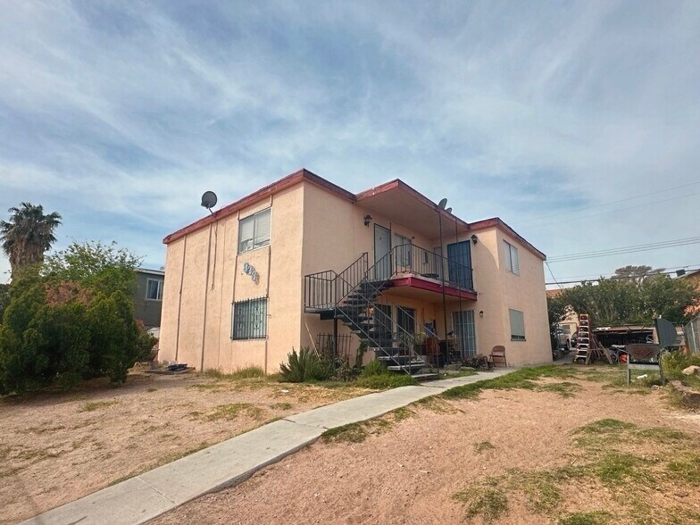 833 Bruce St, Las Vegas, NV à vendre - Photo du bâtiment - Image 1 de 15