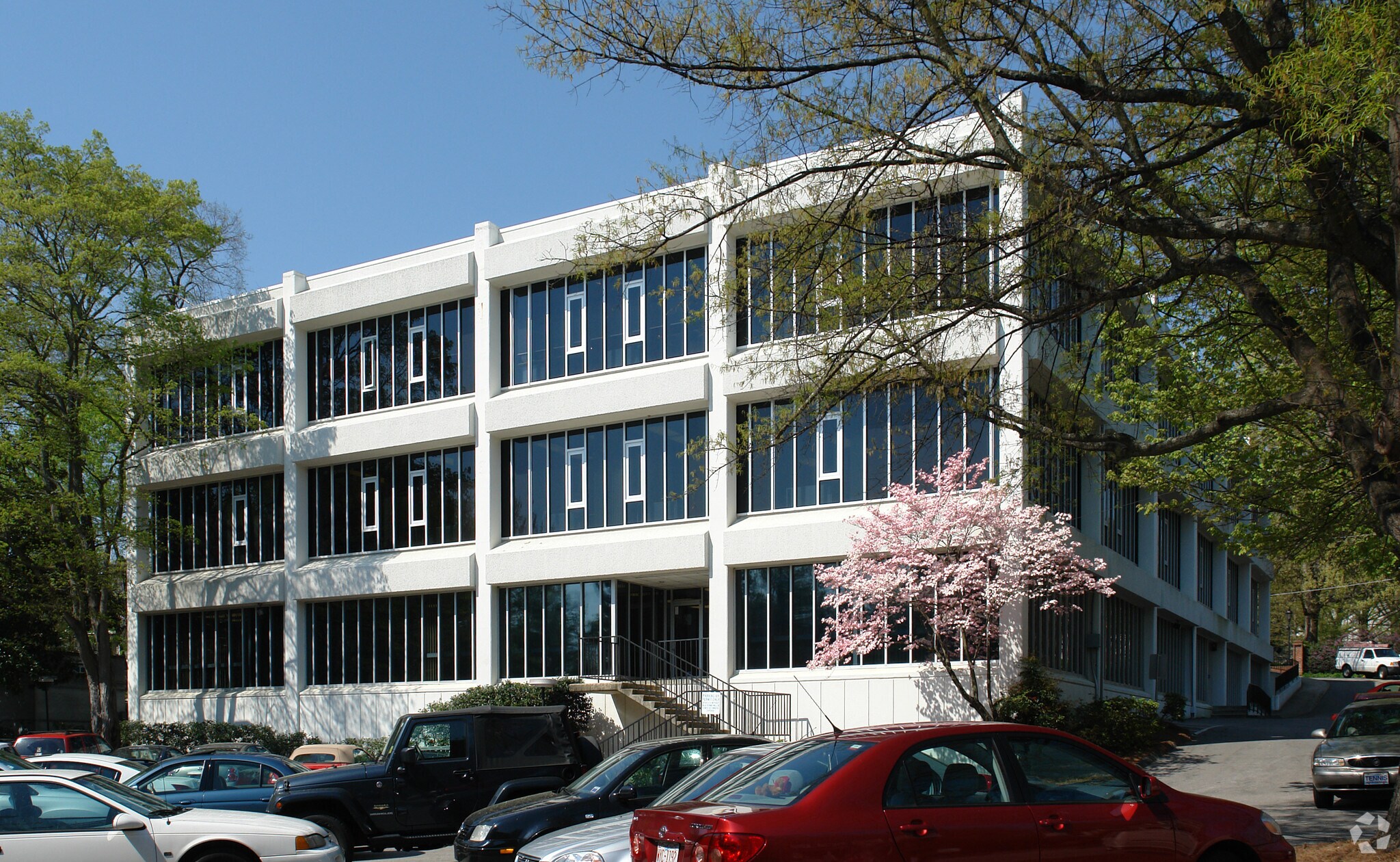 222 N Person St, Raleigh, NC à louer Photo du bâtiment- Image 1 de 6