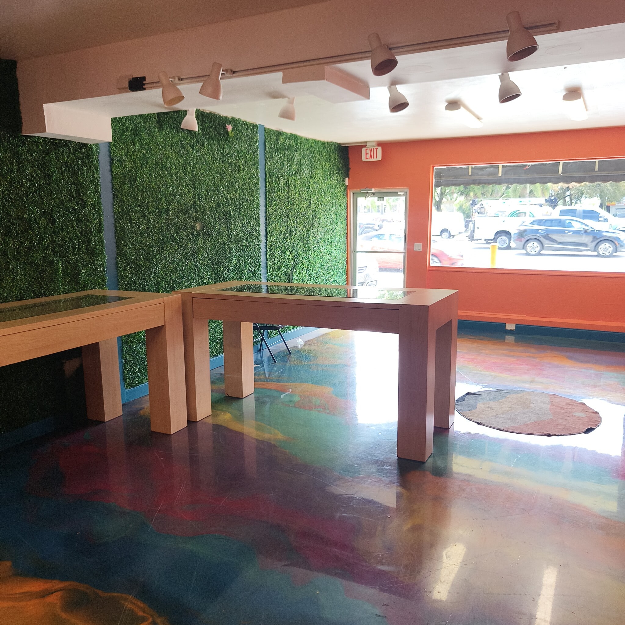 2041 W Oakland Park Blvd, Oakland Park, FL for lease Interior Photo- Image 1 of 5