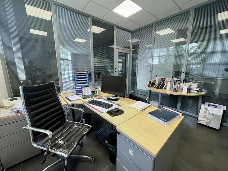 Bureau dans Creil à louer Photo du bâtiment- Image 1 de 7