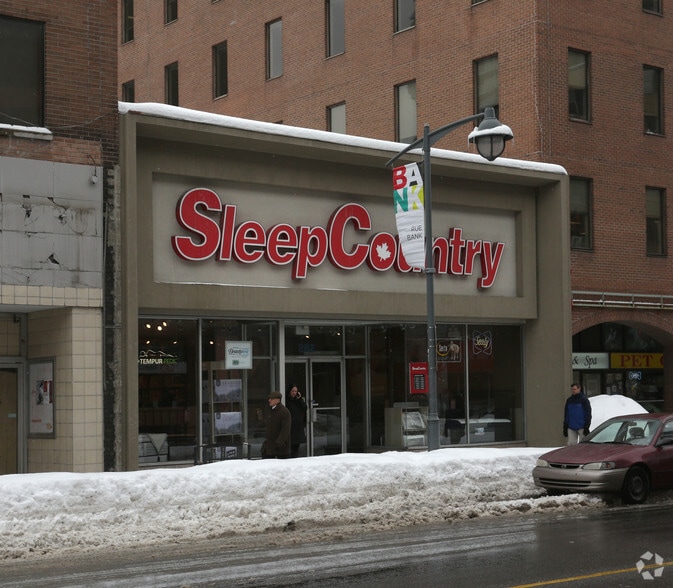 282 Bank St, Ottawa, ON for lease - Primary Photo - Image 1 of 6