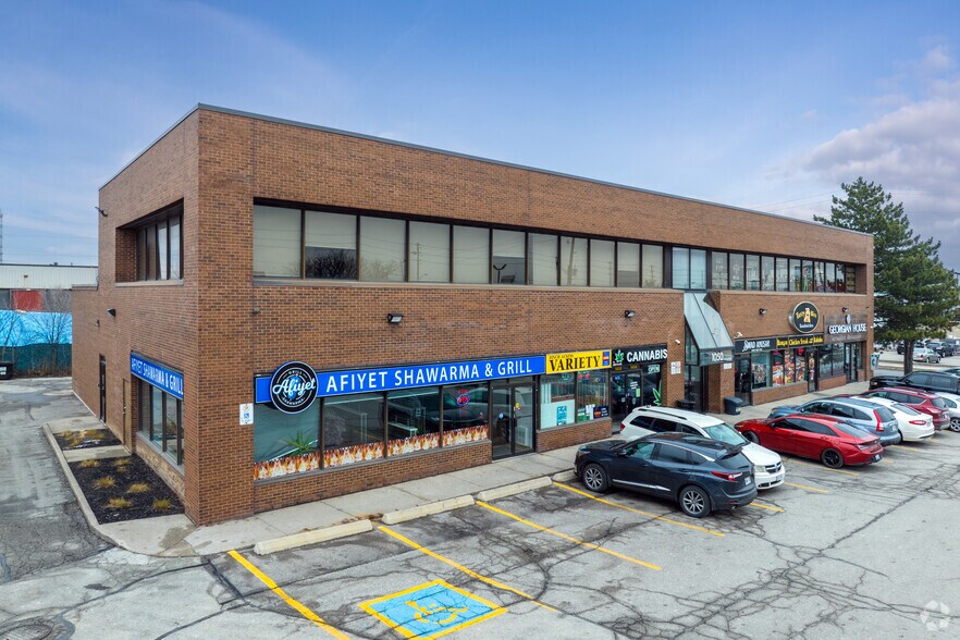 1050 Finch Av W, Toronto, ON for lease - Primary Photo - Image 1 of 4