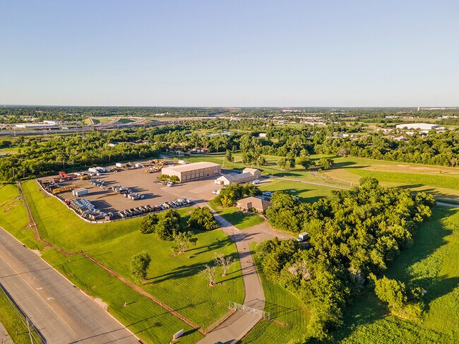 Plus de détails pour 1100 S Eastern Ave, Oklahoma City, OK - Flex à vendre