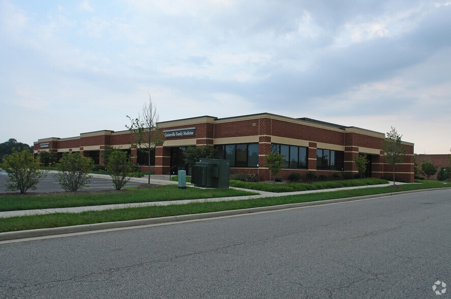 202 Coursevall Dr, Centreville, MD à louer - Photo du bâtiment - Image 2 de 6