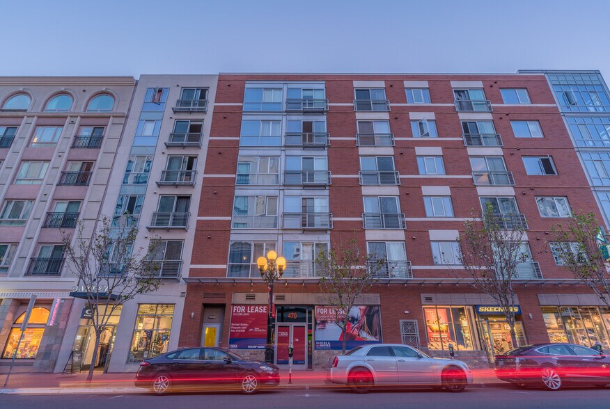450 J St, San Diego, CA à louer - Photo du bâtiment - Image 2 de 7