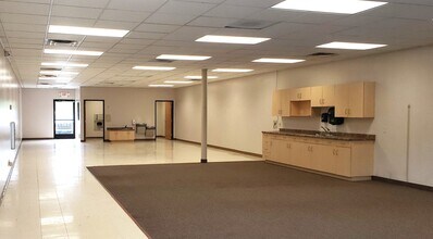 705 5th St NW, Bemidji, MN for lease Interior Photo- Image 2 of 3