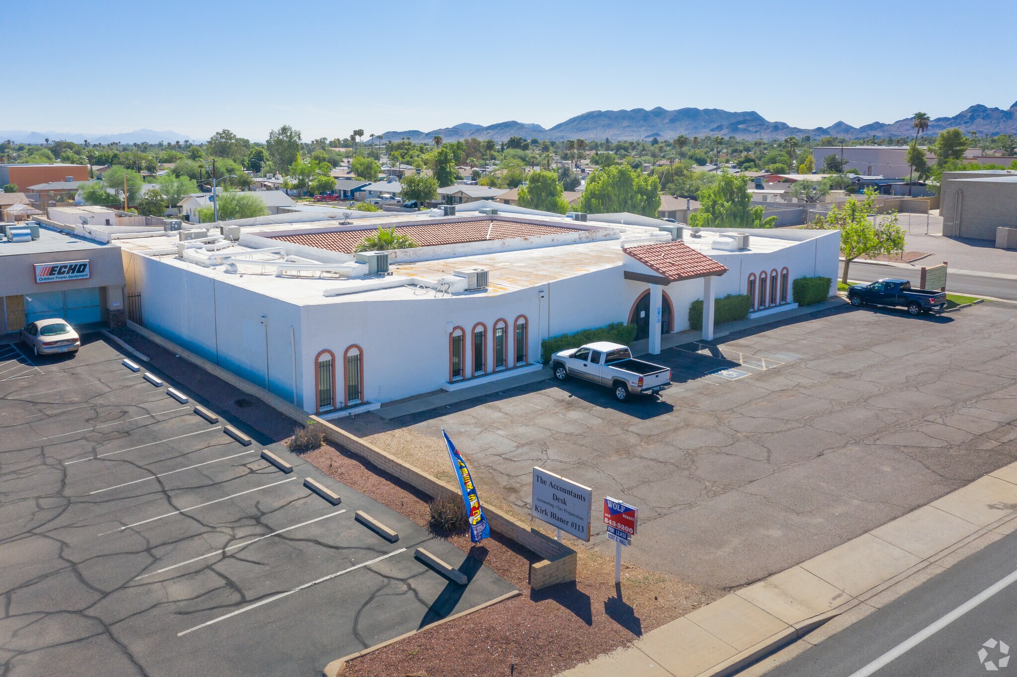 12601 N Cave Creek Rd, Phoenix, AZ à louer Photo principale- Image 1 de 23