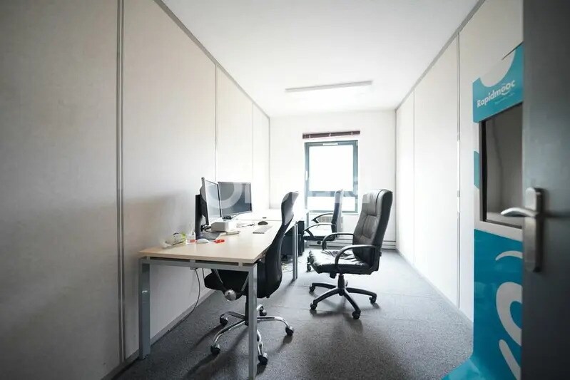 Bureau dans Villeurbanne à louer - Photo intérieure - Image 3 de 10