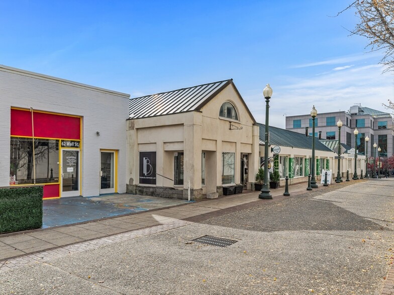 70 Wall St, Asheville, NC for lease - Building Photo - Image 3 of 24