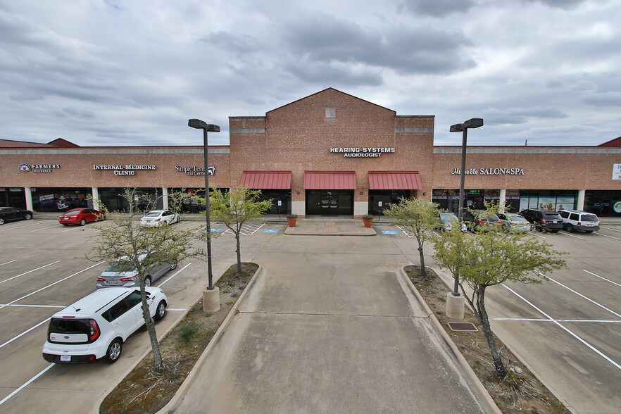 16103-16301 W Little York Rd, Houston, TX à louer - Photo du bâtiment - Image 3 de 8