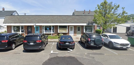 110-130 Main St, Sayville, NY for lease Building Photo- Image 2 of 11