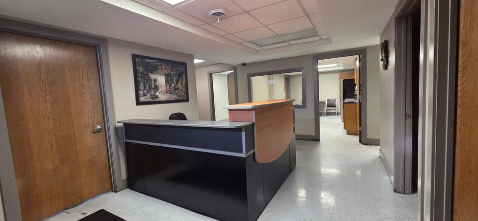 3414 Aurelius Rd, Lansing, MI for lease - Building Photo - Image 2 of 13