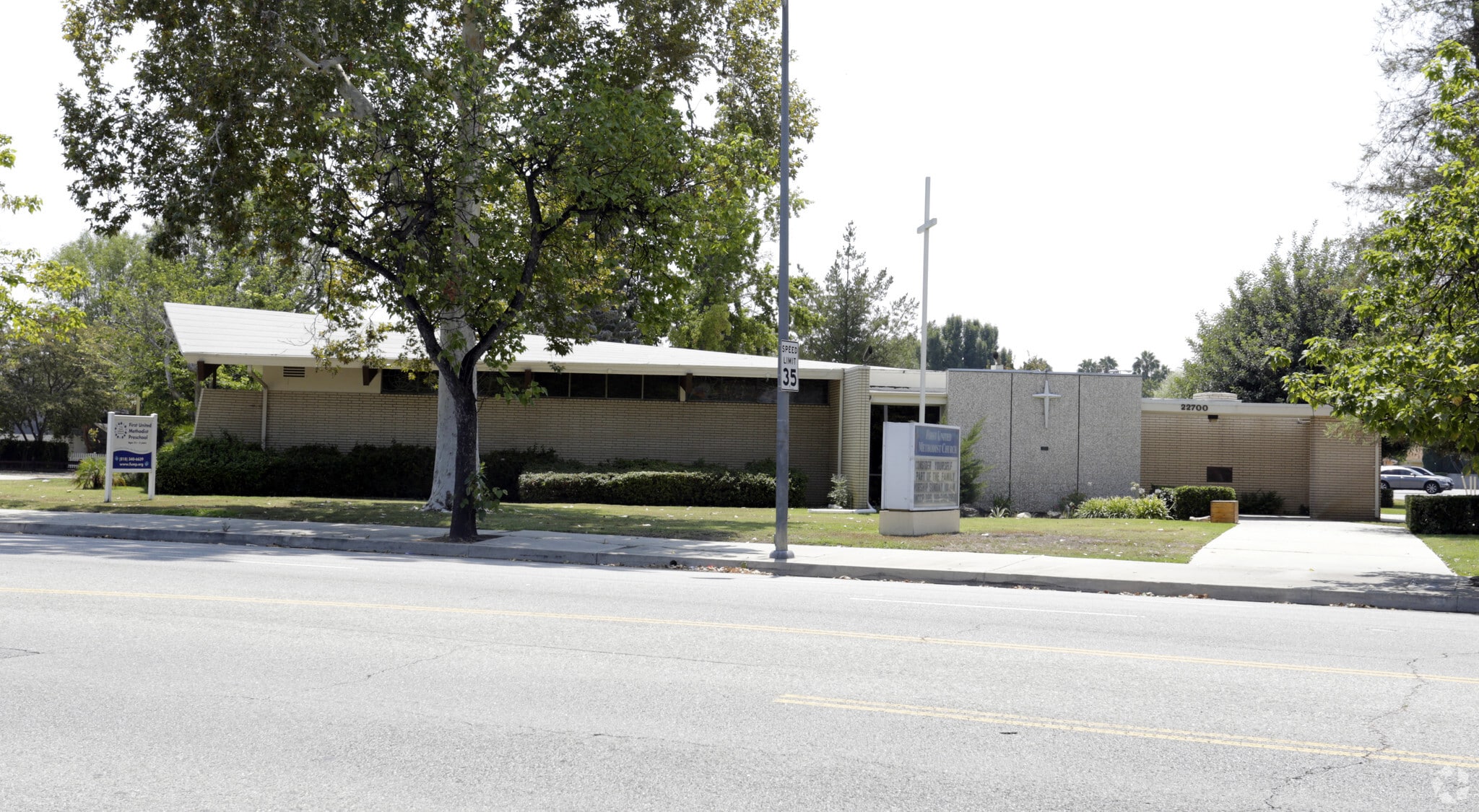 22700 Sherman Way, West Hills, CA for lease Primary Photo- Image 1 of 5