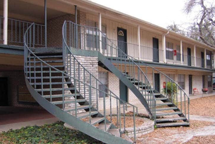 5909-5910 Royalgate Dr, San Antonio, TX for sale - Building Photo - Image 2 of 27