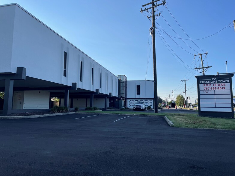 138 S Rosemont Rd, Virginia Beach, VA for lease - Building Photo - Image 3 of 6