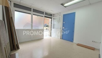 Plus de détails pour Multi-résidentiel à vendre