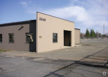 5549 Luce Ave, Mcclellan, CA for lease - Building Photo - Image 2 of 3