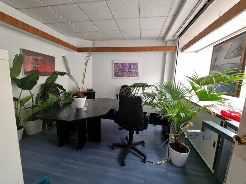 Commerce de détail dans Paris à vendre - Photo du bâtiment - Image 3 de 10