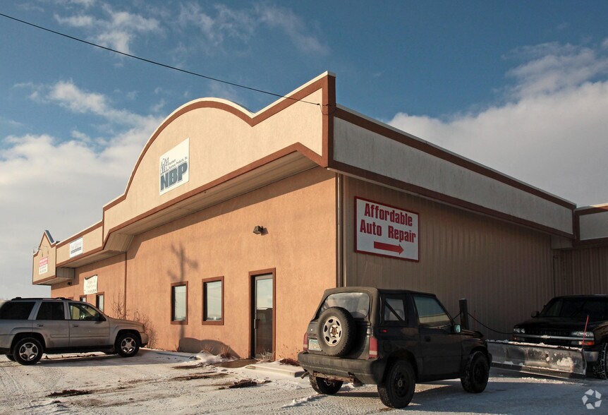 1210 Lakeland Dr SE, Willmar, MN for lease - Building Photo - Image 2 of 3