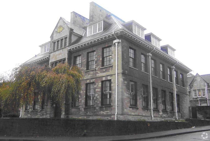 25-26 Gold Tops, Newport for lease - Building Photo - Image 2 of 2