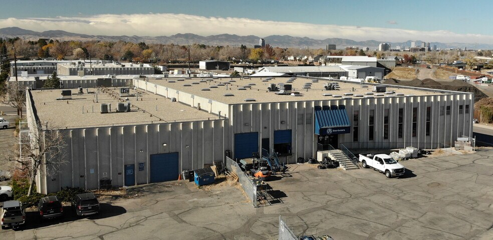 7660 E Jewell Ave, Denver, CO à louer - Photo du bâtiment - Image 2 de 7