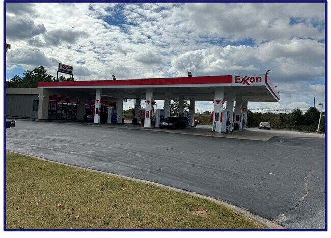 More details for 1823 John B White Sr Blvd, Spartanburg, SC - Retail for Sale