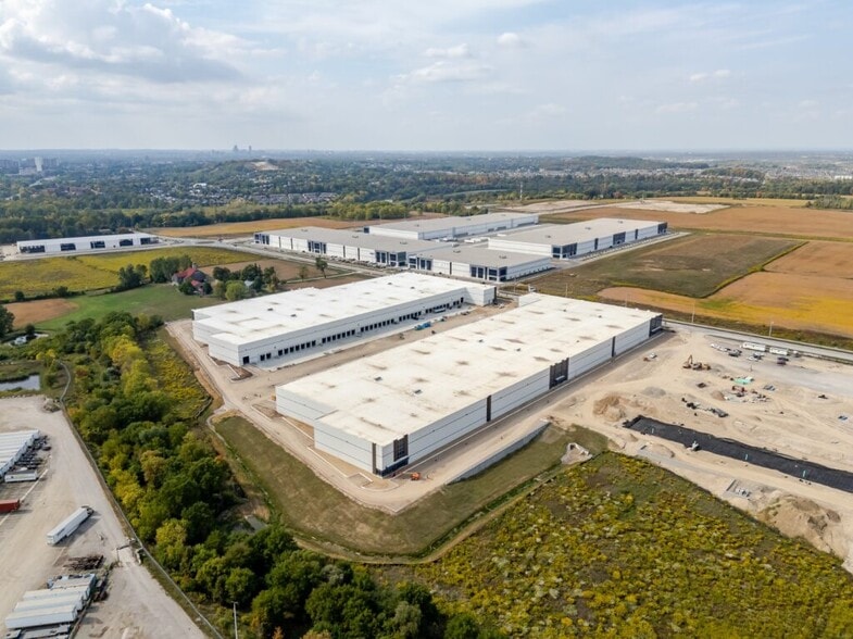 315 Allendale Rd, Cambridge, ON for lease - Building Photo - Image 2 of 10