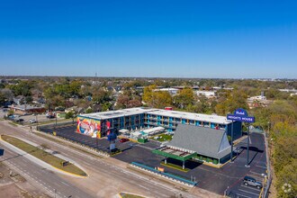 100 W Cavalcade St, Houston, TX - AERIAL  map view