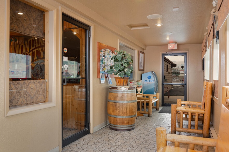 4 State Highway 518, Montana City, MT à vendre - Photo intérieure - Image 3 de 25