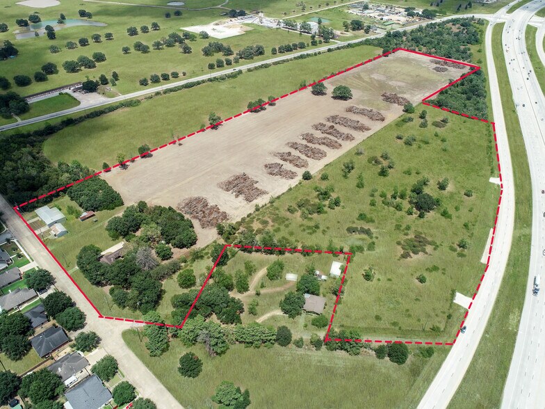 1408 Ward Bend Rd, Sealy, TX à vendre - Photo du bâtiment - Image 3 de 17