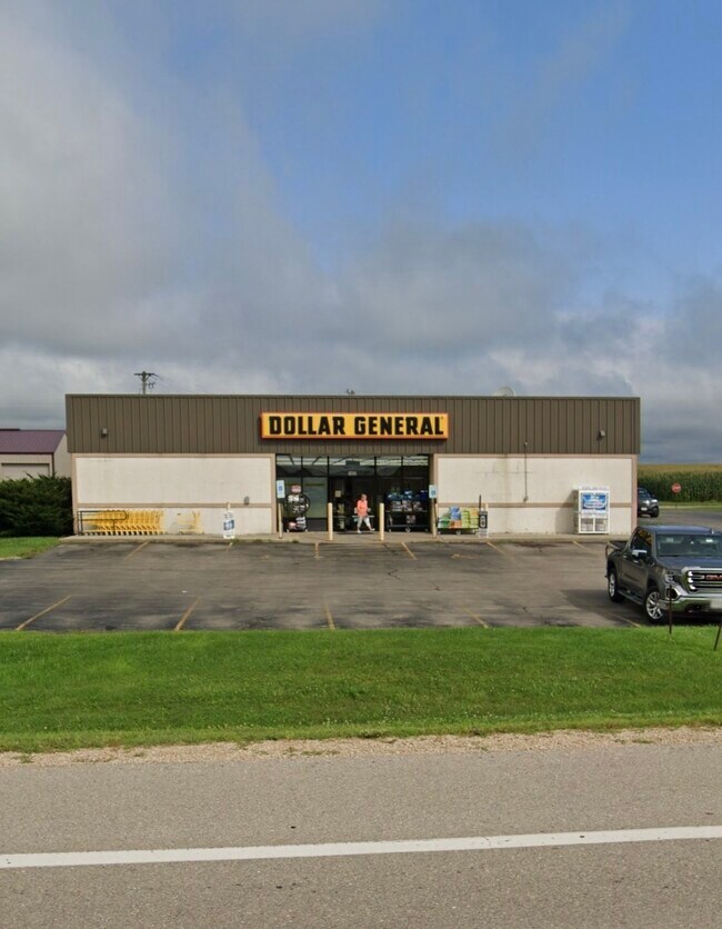 More details for 1400 Ihm St, Lancaster, WI - Retail for Sale