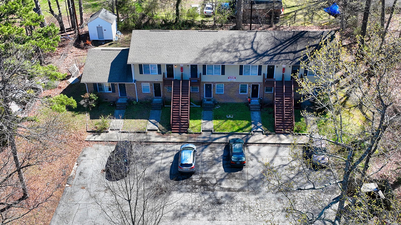 2003 Woodcrest St, Greensboro, NC for sale Primary Photo- Image 1 of 9