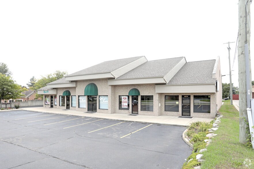 8070-8078 21 Mile Rd, Shelby Township, MI à louer - Photo du bâtiment - Image 3 de 28