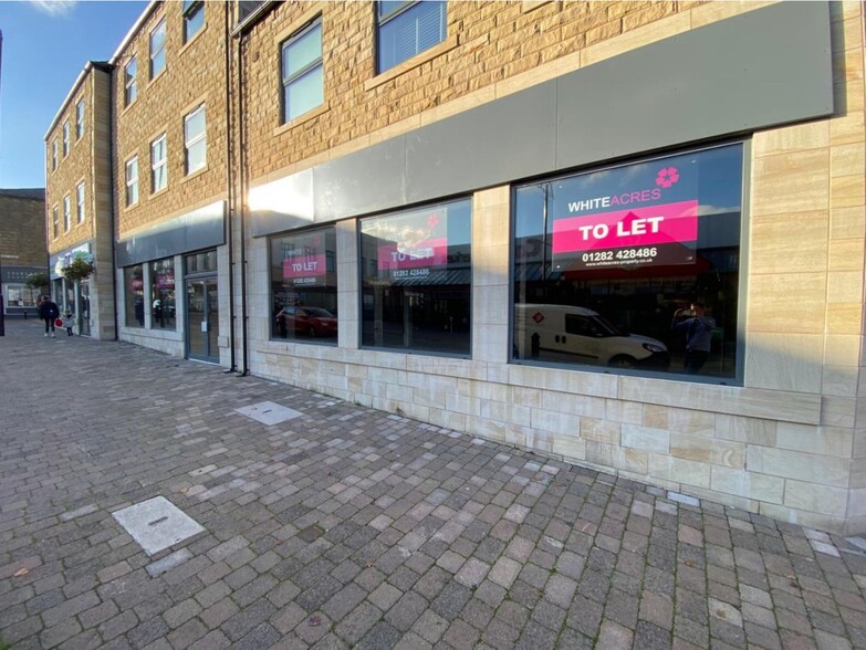 25 Market St, Colne for sale - Building Photo - Image 1 of 1