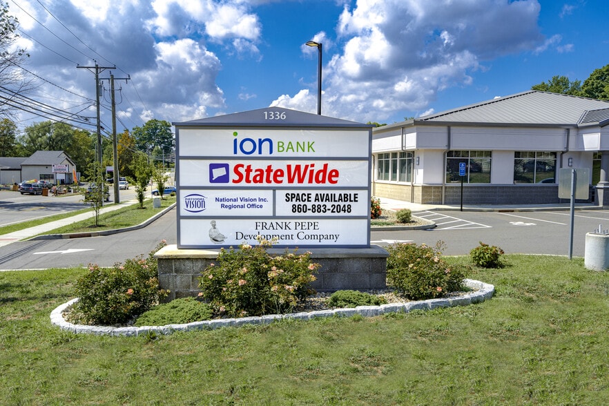 1336 E Main St, Meriden, CT à louer - Autre - Image 3 de 12