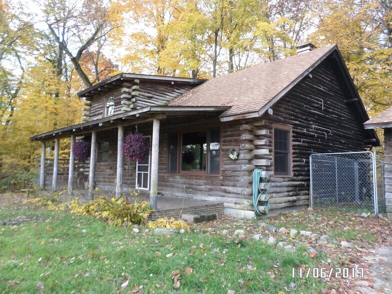 53536 County Road 17, Bristol, IN à vendre - Photo du bâtiment - Image 2 de 3