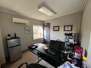 10-14 Wilsey Sq, Ridgewood, NJ for lease Interior Photo- Image 2 of 2