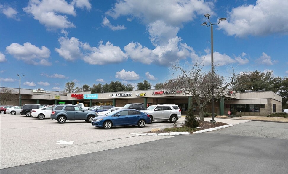 125 Westbrook Rd, Essex, CT for lease - Building Photo - Image 3 of 5