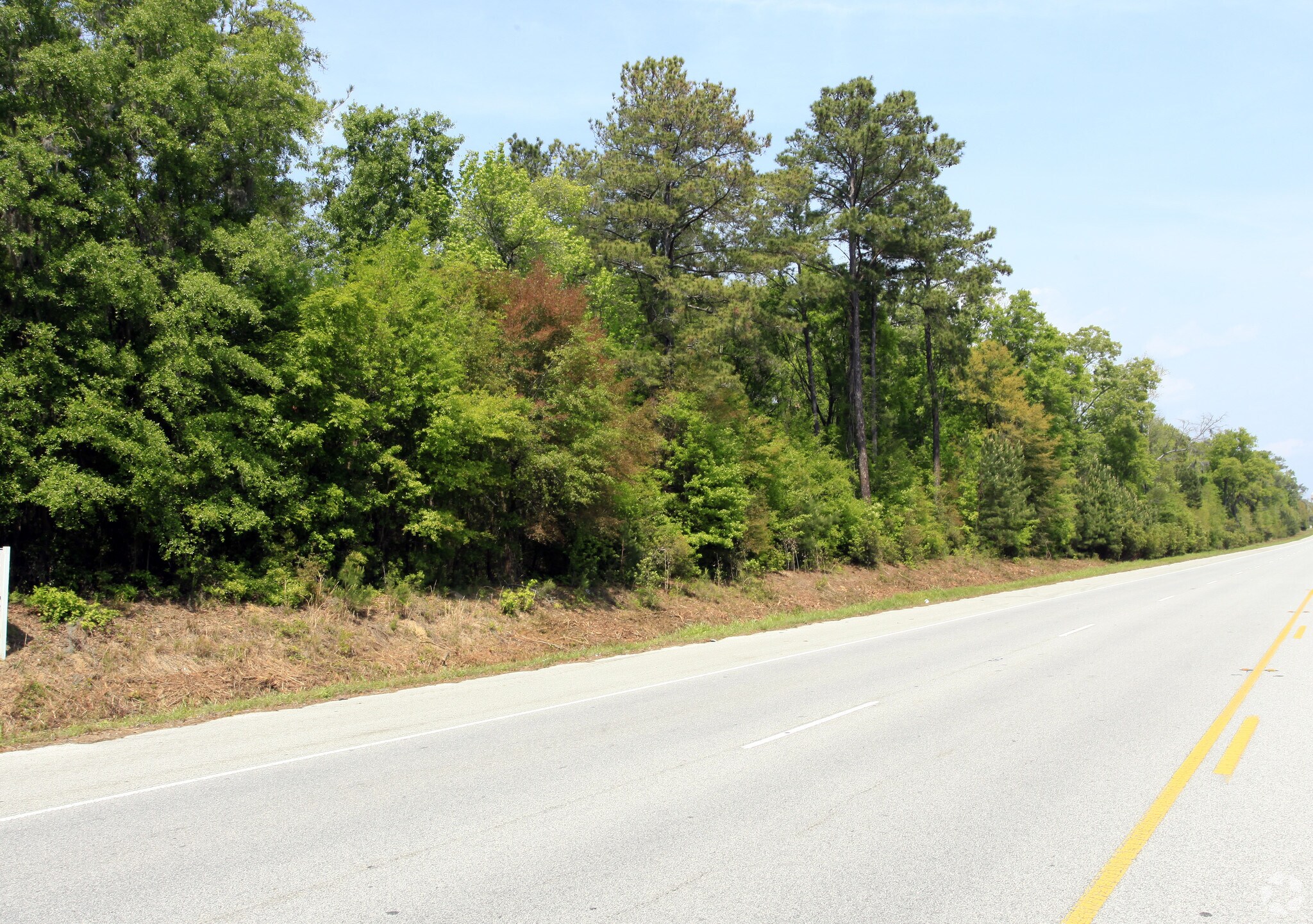 708 Robert Smalls Pky, Beaufort, SC for sale Primary Photo- Image 1 of 3