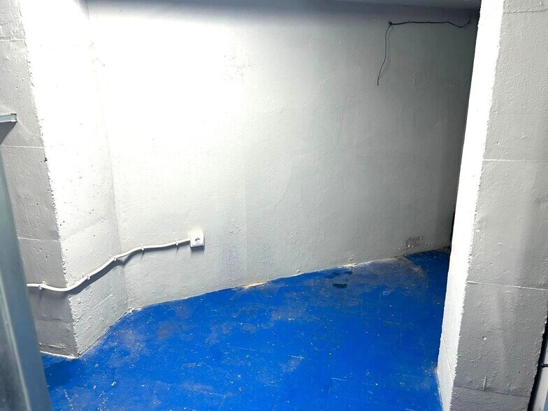 Calle San Juan de la Cruz, 2, Laguna de Duero, Valladolid for sale - Interior Photo - Image 3 of 16