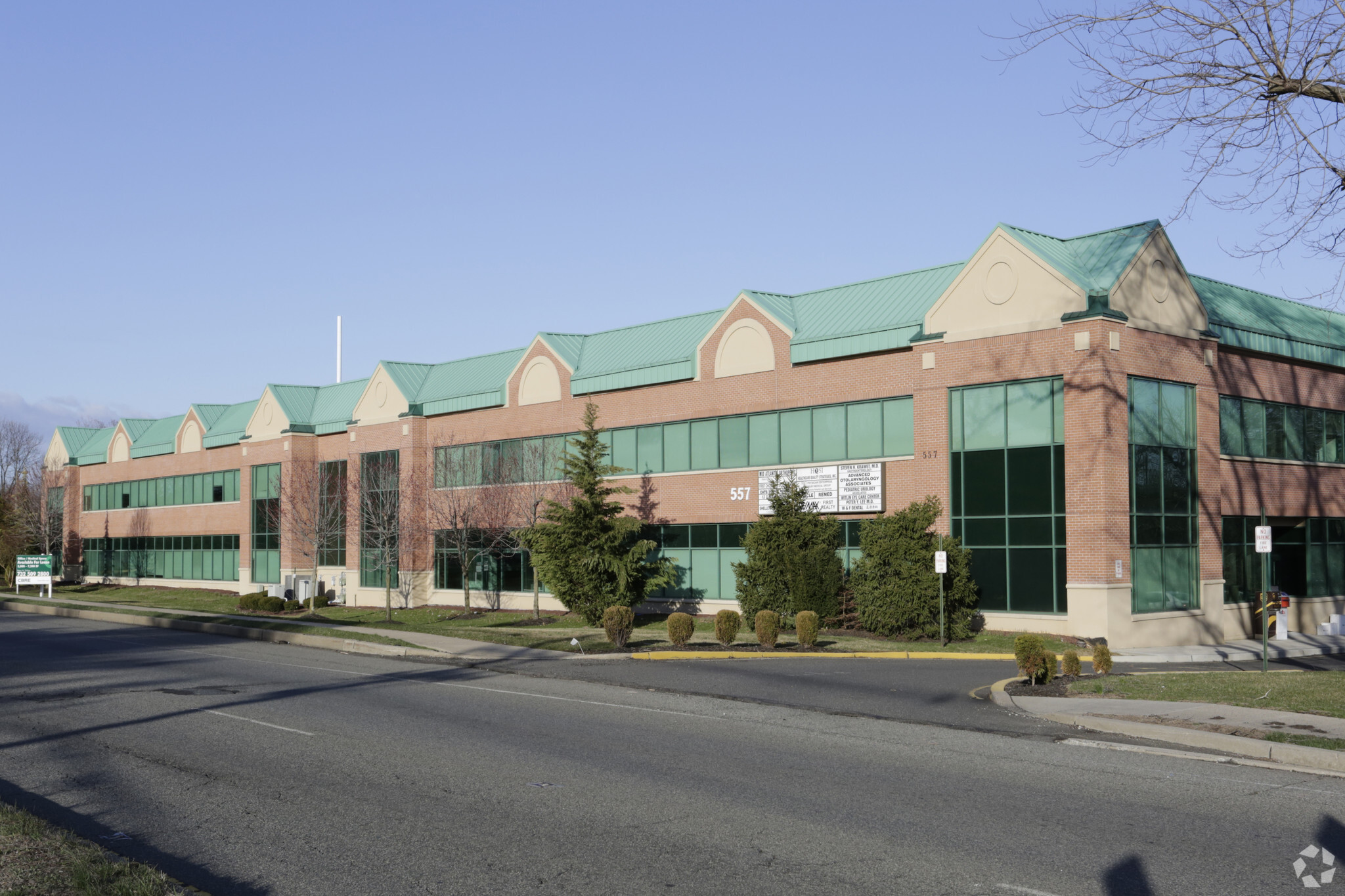 557 Cranbury Rd, East Brunswick, NJ for lease Primary Photo- Image 1 of 10