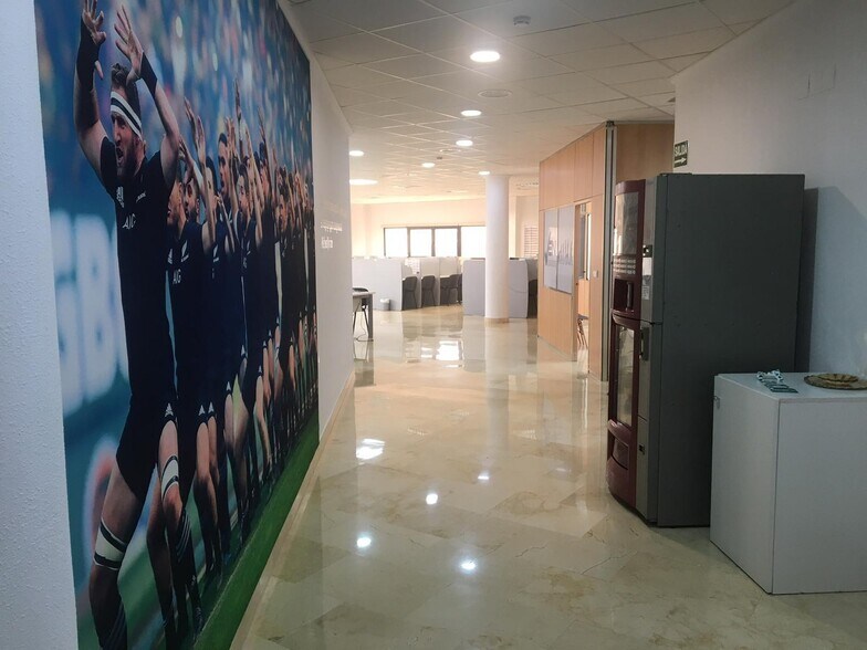 Bureau dans Elche, Alicante à louer - Photo intérieure - Image 2 de 6