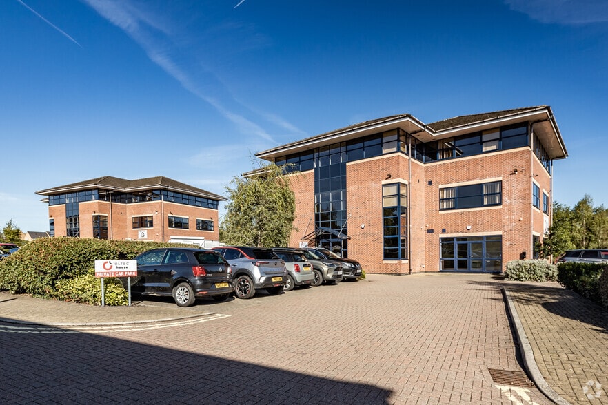Beecham Ct, Wigan for lease - Building Photo - Image 3 of 4