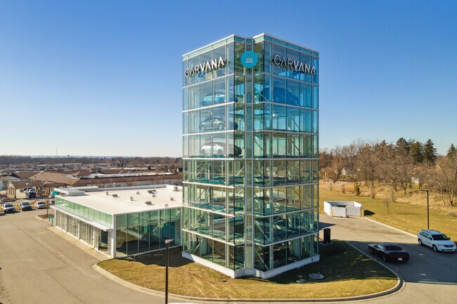Plus de détails pour 4070 Interchange Corporate Center Rd, Warrensville Heights, OH - Commerce de détail à vendre