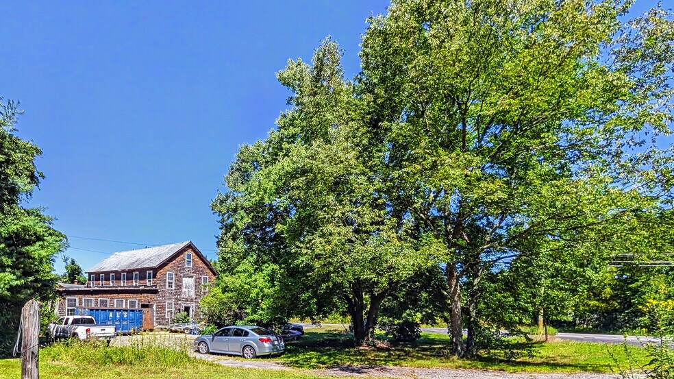 47 Providence Rd, Sutton, MA à vendre - Photo du bâtiment - Image 3 de 7