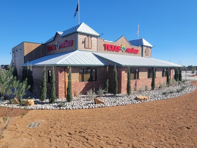 More details for 568 S Bibb Ave, Eagle Pass, TX - Retail for Sale