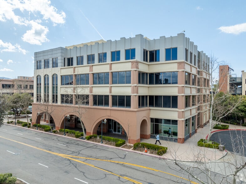 24303 Town Center Dr, Valencia, CA for sale - Building Photo - Image 2 of 8