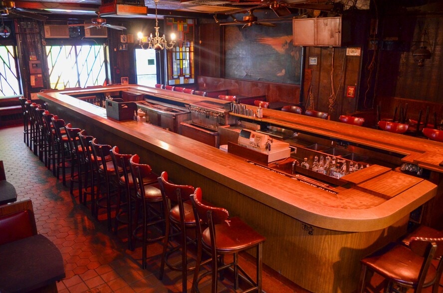 259-261 S 15th St, Philadelphia, PA for sale - Building Photo - Image 3 of 7