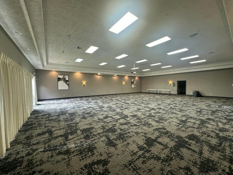 1440 E Saint George Blvd, Saint George, UT for lease - Building Photo - Image 2 of 5