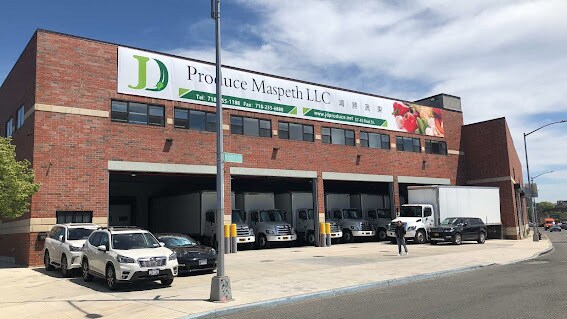 57-45 Rust St, Maspeth, NY à vendre Photo du bâtiment- Image 1 de 1